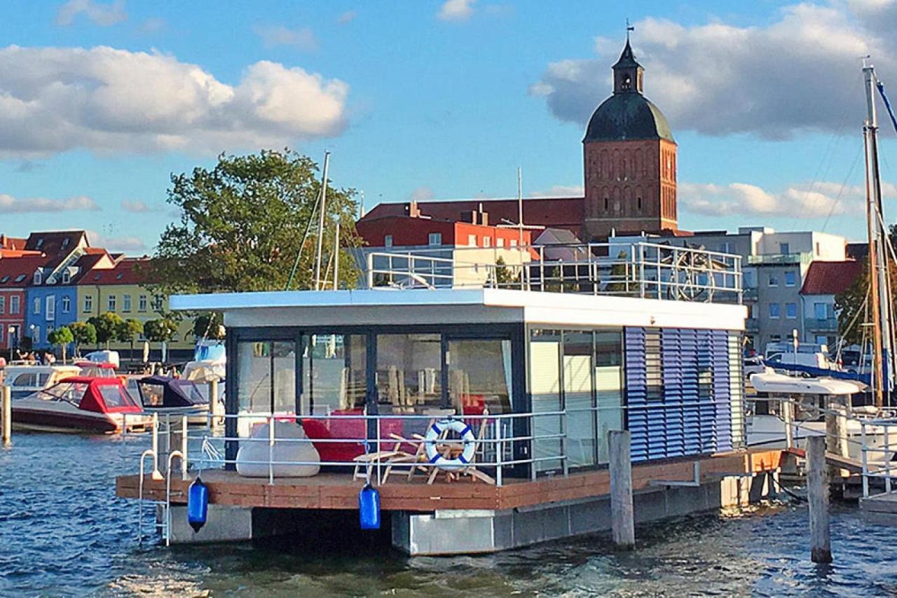 Hausboot Floating Houses Blue Active In Ribnitz-Damgarten Exteriér fotografie
